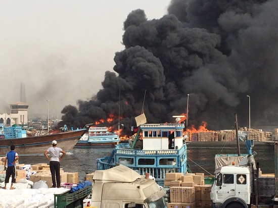 آتش سوزی لنج بوشهری در اسکله دبی
