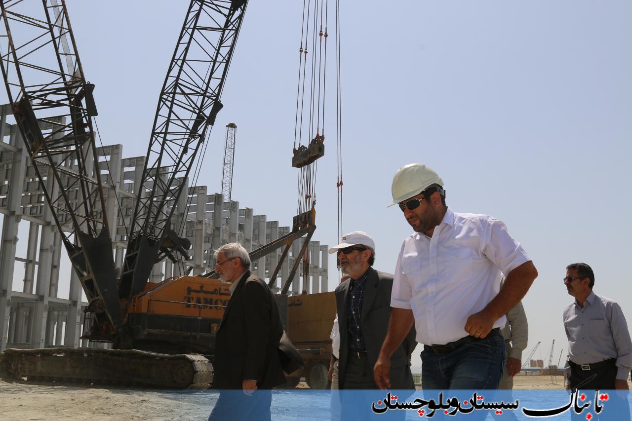 بازدید سرمایه‌گذاران بزرگترین طرح صنعتی جنوب شرق کشور از چابهار/ گزارش تصویری